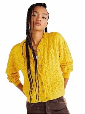 Free People Beach Sunny Sweater Bomber Sz XS Yellow Ruched Textured Button EUC